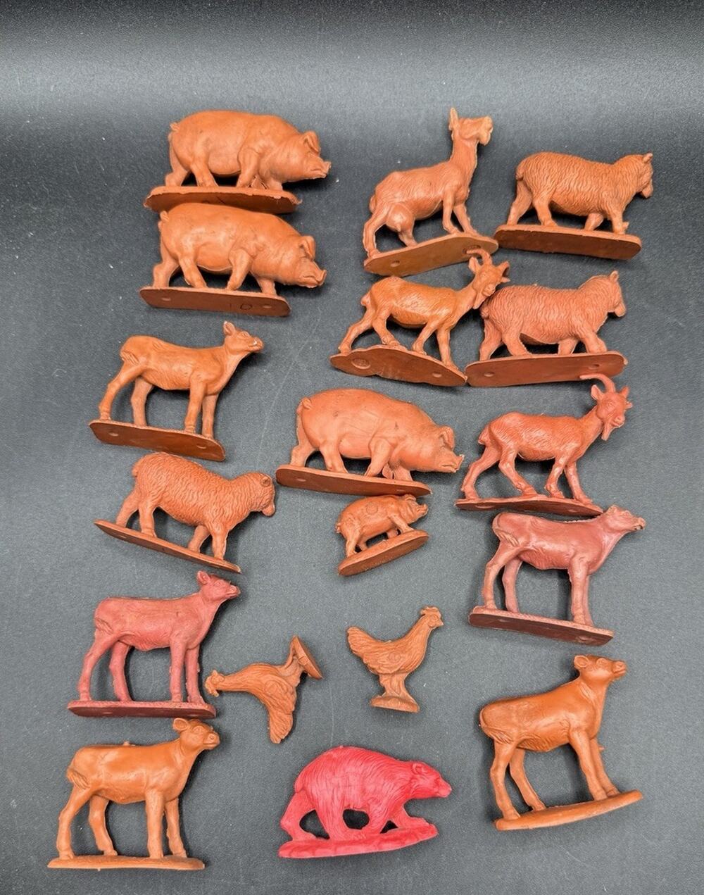 Vintage 1950's Auburn Rubber Farm Animals Chickens Pigs Lot Of 18 -To5